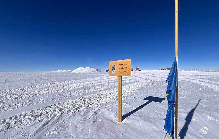 Forage historique de la glace polaire sur 1, 2 millions d’années